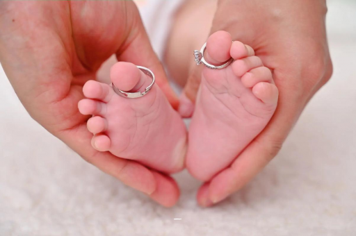 伊犁哈萨克六个月宝宝退烧小妙招
